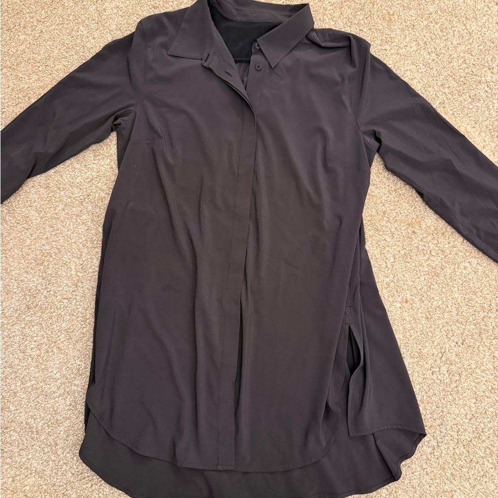 Lululemon Women's dress Top